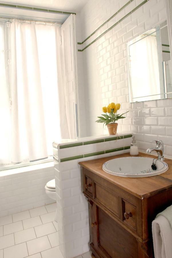 Bed and Breakfast Chateau De Fleury La Foret Igoville Екстер'єр фото